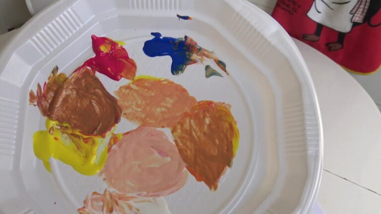 Descubre cómo crear color carne con colores primarios: una mezcla